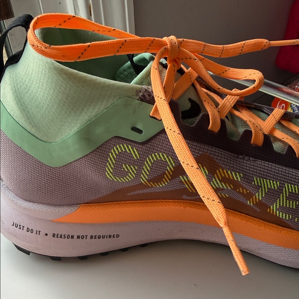 GORE-TEX NIKE Sneaker - Picture 5 of 6
